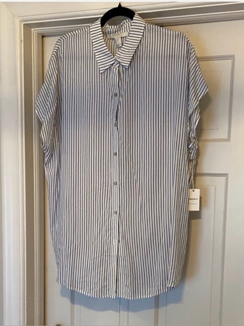 Forever 21 Women’s White and Blue Striped Blouse. Never Worn
